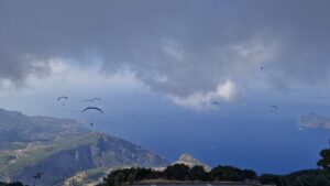 Paragliding and Online Booking